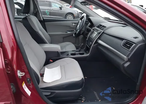 2016 Toyota Camry Se z USA, uszkodzony, nr VIN 4T1BF1FK9GU503448